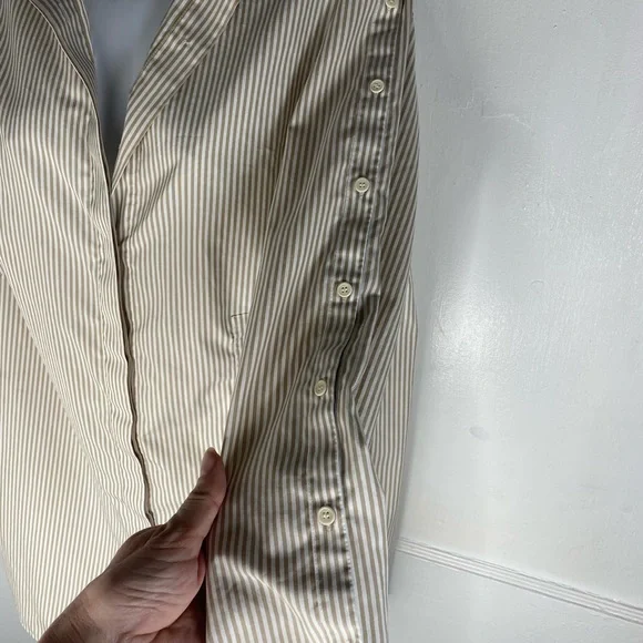 Akris Punto Luxury Beige & White Designer Striped Blouse with Button Details - Picture 4 of 8